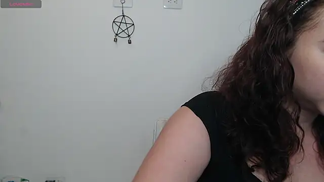 Snapshot of Abii_26 chatting on 05-20-26, 12:39 Abii 26 online show from 05-20-26, 12:39