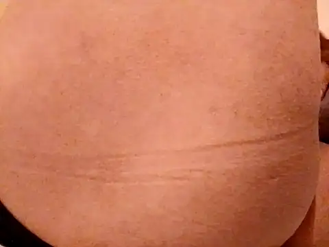 Snapshot of sincuenton24cmts chatting on 09-29-25, 01:33 sincuenton24cmts online show from 09-29-25, 01:33