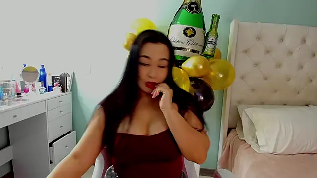 sharon leone26 online show from 09-21-25, 02:02