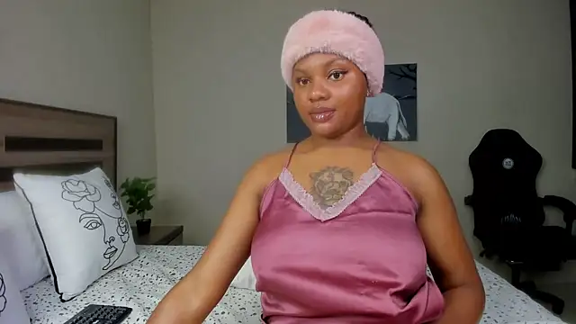 Renee-18 online show from 02-02-25, 06:15