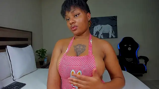 Renee-18 online show from 11-02-25, 11:18