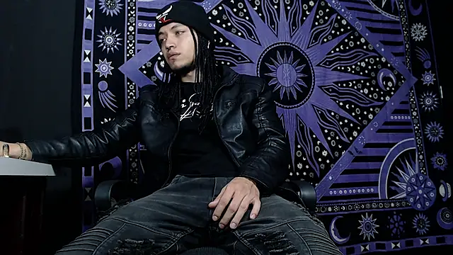 Snapshot of Dicaprioo_ chatting on 01-11-25, 06:12 Dicaprioo online show from 01-11-25, 06:12