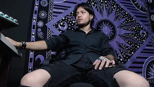 Snapshot of Dicaprioo_ chatting on 02-03-25, 03:27 Dicaprioo online show from 02-03-25, 03:27