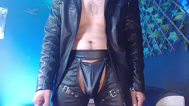 Snapshot of Dicaprioo_ chatting on 11-13-25, 03:55 Dicaprioo online show from 11-13-25, 03:55