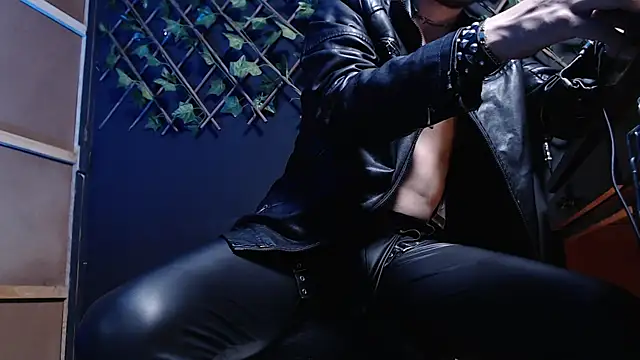 Snapshot of Dicaprioo_ chatting on 11-25-25, 05:40 Dicaprioo online show from 11-25-25, 05:40