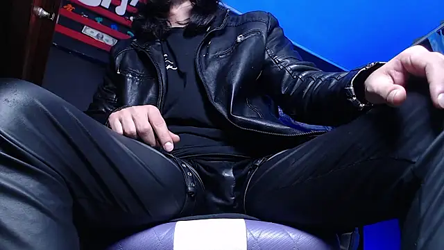 Dicaprioo  online show from 02-04-26, 11:49