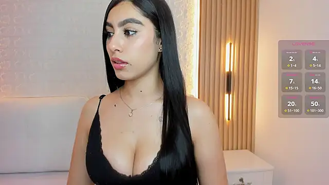 Snapshot of Emily_roux chatting on 02-24-26, 10:41 Emily roux online show from 02-24-26, 10:41