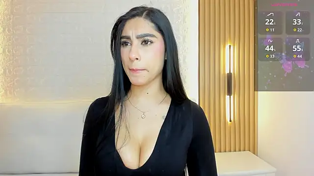 Snapshot of Emily_roux chatting on 03-14-26, 10:59 Emily roux online show from 03-14-26, 10:59