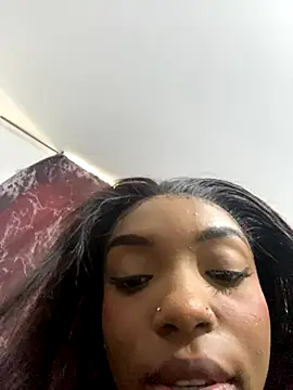 CahitlinBell online show from 10-19-25, 01:56