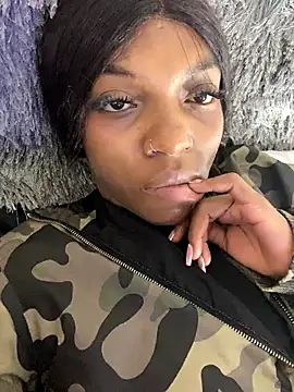 CahitlinBell online show from 12-05-25, 09:40