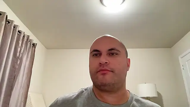 Snapshot of SluggishChase99 chatting on 01-11-25, 04:06 SluggishChase99 online show from 01-11-25, 04:06