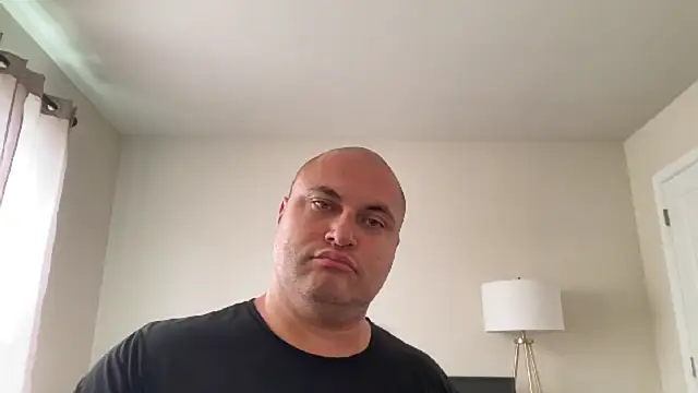 Snapshot of SluggishChase99 chatting on 09-16-25, 04:19 SluggishChase99 online show from 09-16-25, 04:19