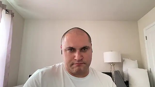 Snapshot of SluggishChase99 chatting on 11-28-25, 05:26 SluggishChase99 online show from 11-28-25, 05:26