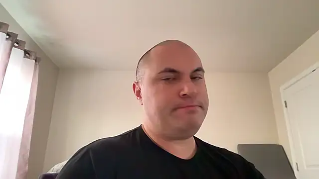 Snapshot of SluggishChase99 chatting on 02-15-26, 12:36 SluggishChase99 online show from 02-15-26, 12:36