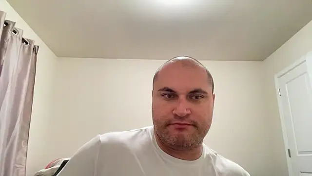 Snapshot of SluggishChase99 chatting on 02-18-26, 03:24 SluggishChase99 online show from 02-18-26, 03:24