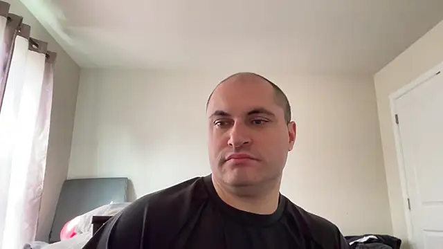 SluggishChase99 online show from 06-11-26, 12:58