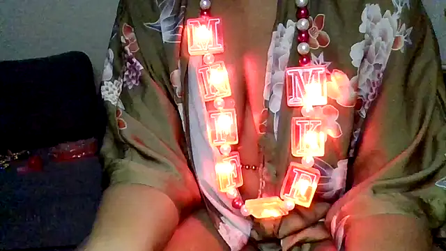 Snapshot of CaylenGee chatting on 02-16-26, 04:36 CaylenGee online show from 02-16-26, 04:36