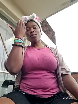 Snapshot of PerfectionBerrie chatting on 01-16-25, 11:26 PerfectionBerrie online show from 01-16-25, 11:26