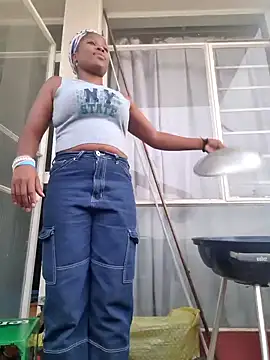 Snapshot of PerfectionBerrie chatting on 02-09-25, 03:01 PerfectionBerrie online show from 02-09-25, 03:01