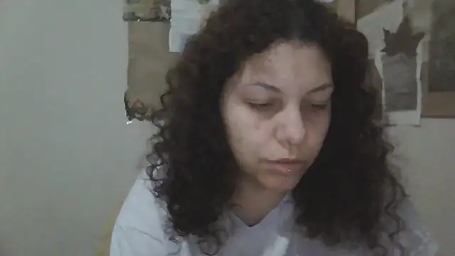 Snapshot of bbyedarling chatting on 12-16-25, 01:10 bbyedarling online show from 12-16-25, 01:10