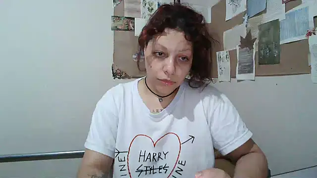 Snapshot of bbyedarling chatting on 03-27-26, 02:17 bbyedarling online show from 03-27-26, 02:17