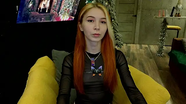 Snapshot of izi-fox chatting on 12-06-24, 03:11 izi-fox online show from 12-06-24, 03:11
