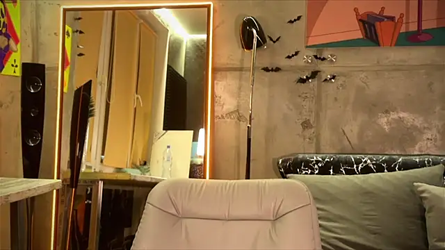 Snapshot of izi-fox chatting on 02-07-25, 06:34 izi-fox online show from 02-07-25, 06:34