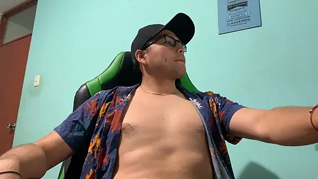 Snapshot of Allen_ibe chatting on 01-04-25, 02:25 Allen ibe online show from 01-04-25, 02:25