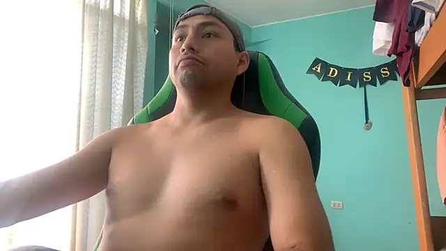 Snapshot of Allen_ibe chatting on 03-18-25, 07:20 Allen ibe online show from 03-18-25, 07:20