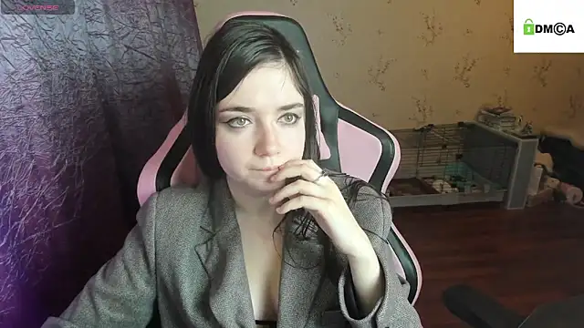 Crazy forest fairy online show from 11-27-25, 09:50