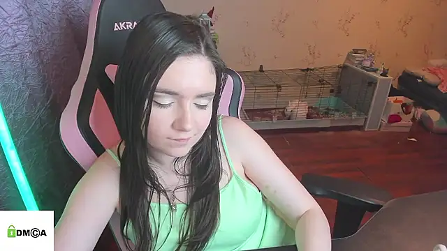 Crazy forest fairy online show from 01-17-26, 02:49