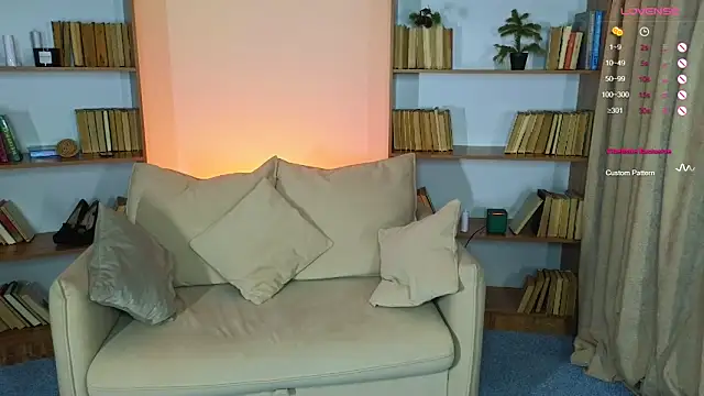 Hayle Hill online show from 03-15-25, 08:37