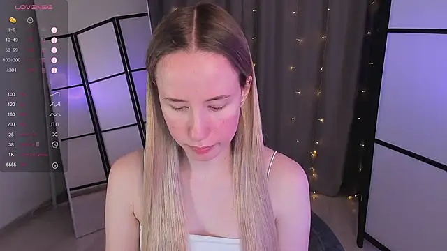 Snapshot of Cassie_Kelman chatting on 02-08-25, 12:06 Cassie Kelman online show from 02-08-25, 12:06