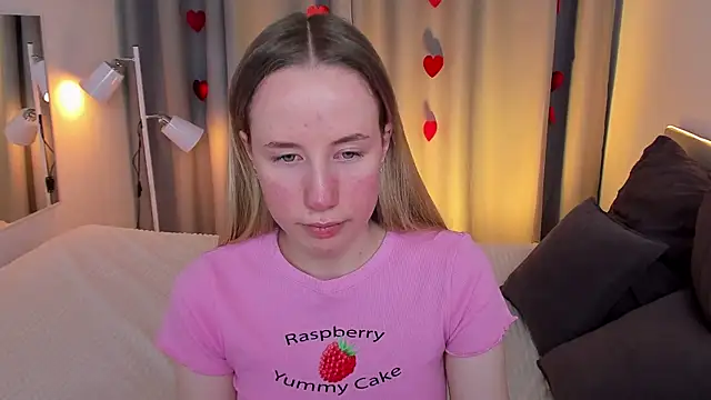 Snapshot of Cassie_Kelman chatting on 02-14-25, 03:22 Cassie Kelman online show from 02-14-25, 03:22