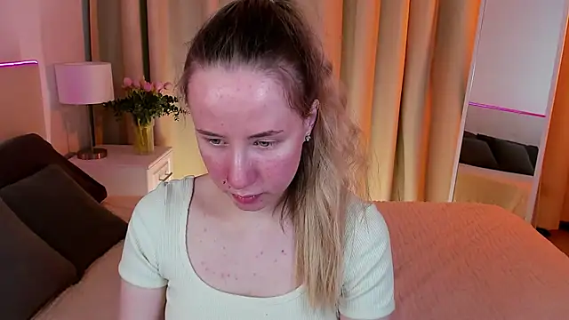 Snapshot of Cassie_Kelman chatting on 02-20-25, 08:36 Cassie Kelman online show from 02-20-25, 08:36