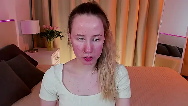 Snapshot of Cassie_Kelman chatting on 02-20-25, 11:43 Cassie Kelman online show from 02-20-25, 11:43