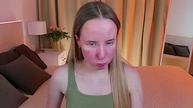 Snapshot of Cassie_Kelman chatting on 02-23-25, 03:13 Cassie Kelman online show from 02-23-25, 03:13