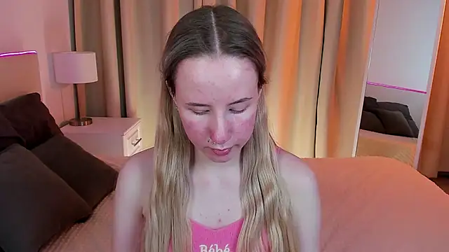 Snapshot of Cassie_Kelman chatting on 02-28-25, 03:15 Cassie Kelman online show from 02-28-25, 03:15