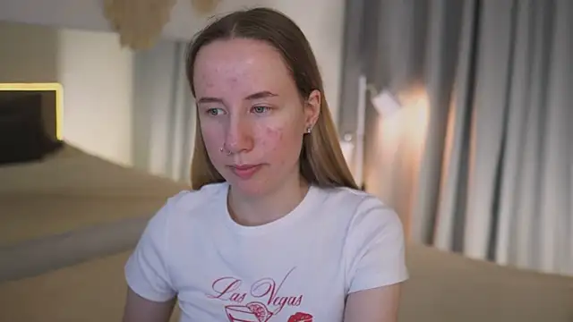 Snapshot of Cassie_Kelman chatting on 03-06-25, 03:35 Cassie Kelman online show from 03-06-25, 03:35