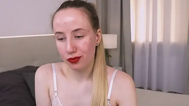 Snapshot of Cassie_Kelman chatting on 10-05-25, 09:13 Cassie Kelman online show from 10-05-25, 09:13