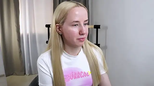 Snapshot of Cassie_Kelman chatting on 11-08-25, 09:13 Cassie Kelman online show from 11-08-25, 09:13