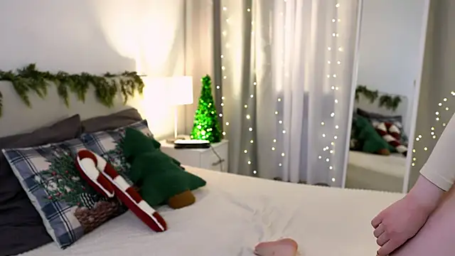 Snapshot of Cassie_Kelman chatting on 01-05-26, 08:56 Cassie Kelman online show from 01-05-26, 08:56