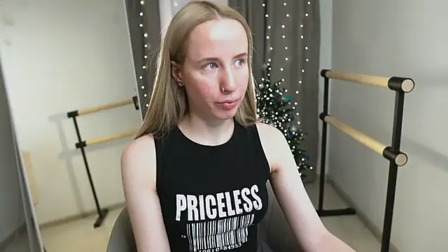 Snapshot of Cassie_Kelman chatting on 01-11-26, 09:09 Cassie Kelman online show from 01-11-26, 09:09