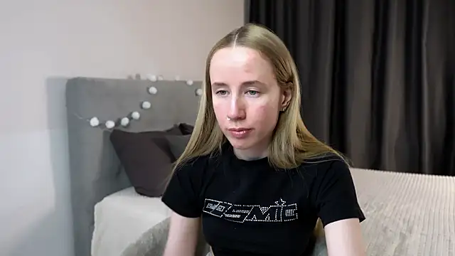 Snapshot of Cassie_Kelman chatting on 02-03-26, 02:53 Cassie Kelman online show from 02-03-26, 02:53