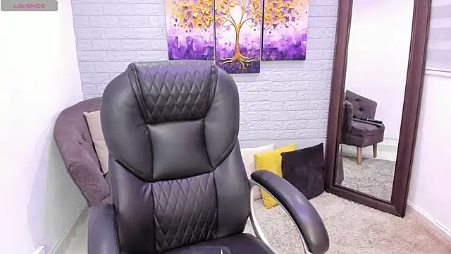  alaiasmile  online show from 04-15-26, 04:36