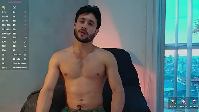 Snapshot of Valentinoford chatting on 03-18-25, 10:58 Valentinoford online show from 03-18-25, 10:58