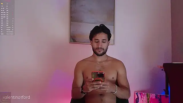 Snapshot of Valentinoford chatting on 07-16-26, 10:27 Valentinoford online show from 07-16-26, 10:27