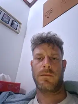 Snapshot of Jonjon3669 chatting on 04-07-26, 11:04 Jonjon3669 online show from 04-07-26, 11:04