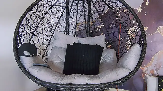 Snapshot of alex_noa chatting on 10-04-25, 08:29 alex noa online show from 10-04-25, 08:29