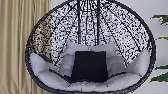 Snapshot of alex_noa chatting on 10-31-25, 05:14 alex noa online show from 10-31-25, 05:14